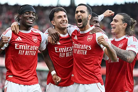 دقيقة بدقيقة.. أرسنال 1-0 نوتينجهام.. هدف صاروخي